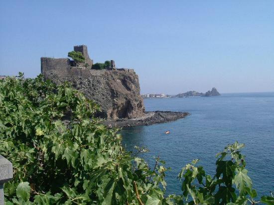 Ursino Castle Terrace Apartment *